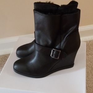 NWT Dune Pinds Wedge Boot - Black